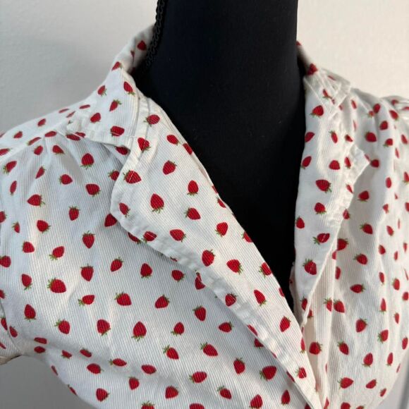 Cherry Sue S Vintage 1940s Strawberry Print Button Down Dress. - Picture 3 of 7